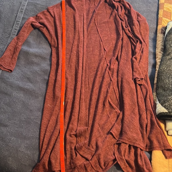 Duster - Picture 5 of 6